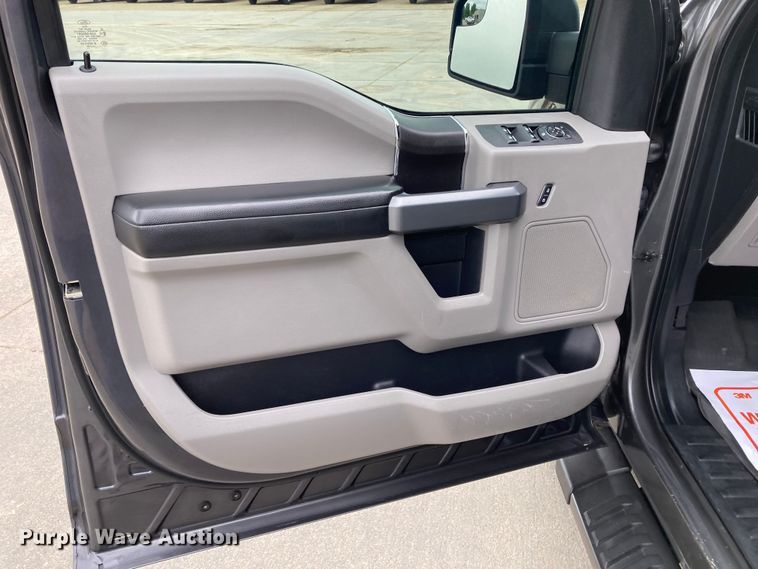 image for item DJ6181 2018 Ford F150  SuperCrew pickup truck