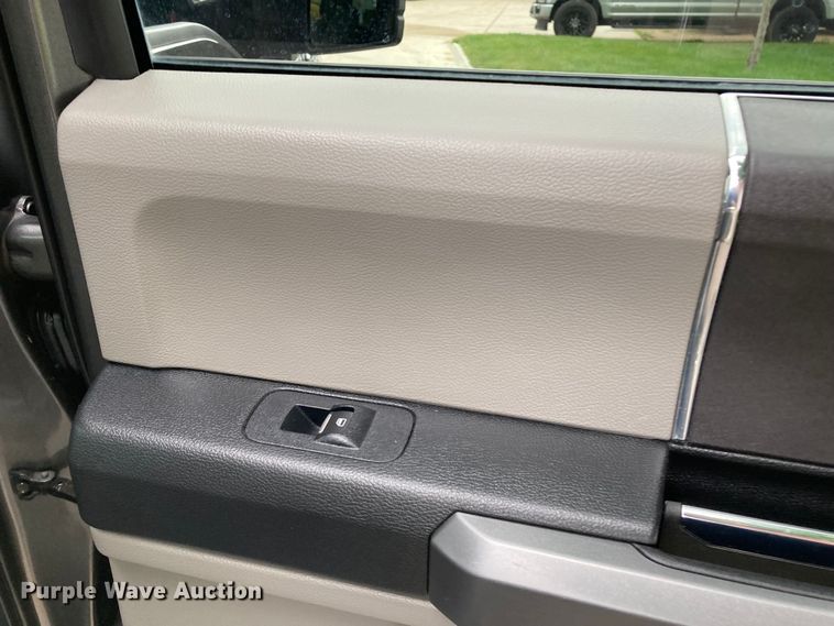 image for item DJ6181 2018 Ford F150  SuperCrew pickup truck