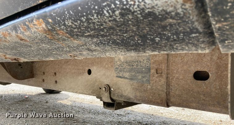 image for item DJ6183 2003 GMC Sierra 2500HD  Crew Cab pickup truck