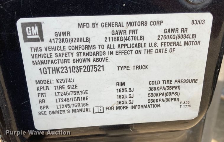 image for item DJ6183 2003 GMC Sierra 2500HD  Crew Cab pickup truck