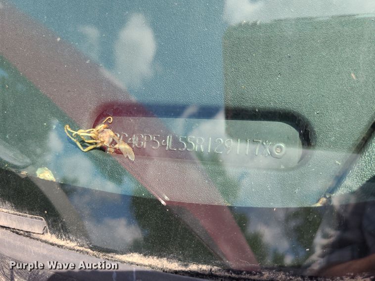 image for item DK1971 2005 Chrysler Town & County Touring  van