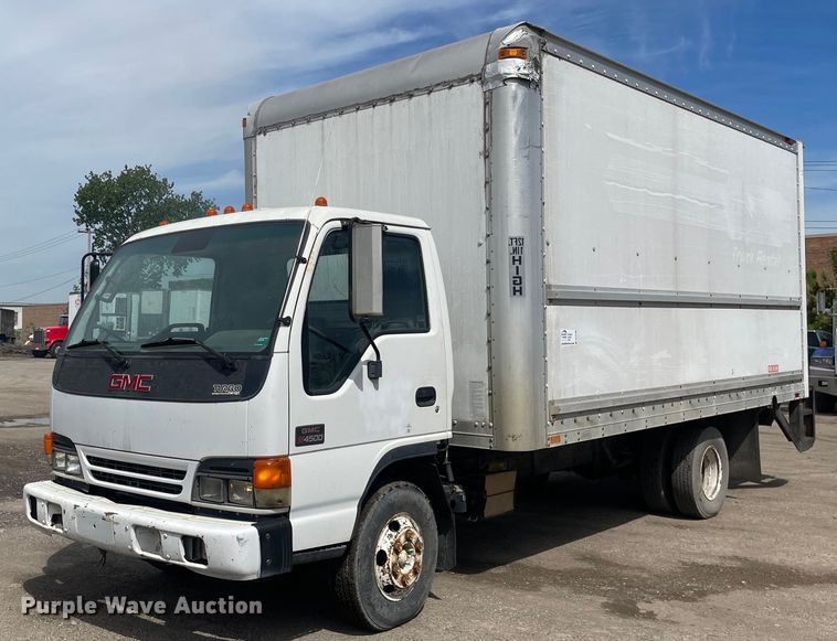 image for item DL3766 2005 GMC W4500  box truck