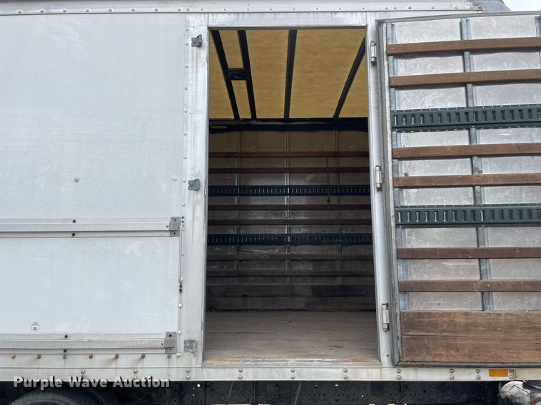 image for item DL3766 2005 GMC W4500  box truck