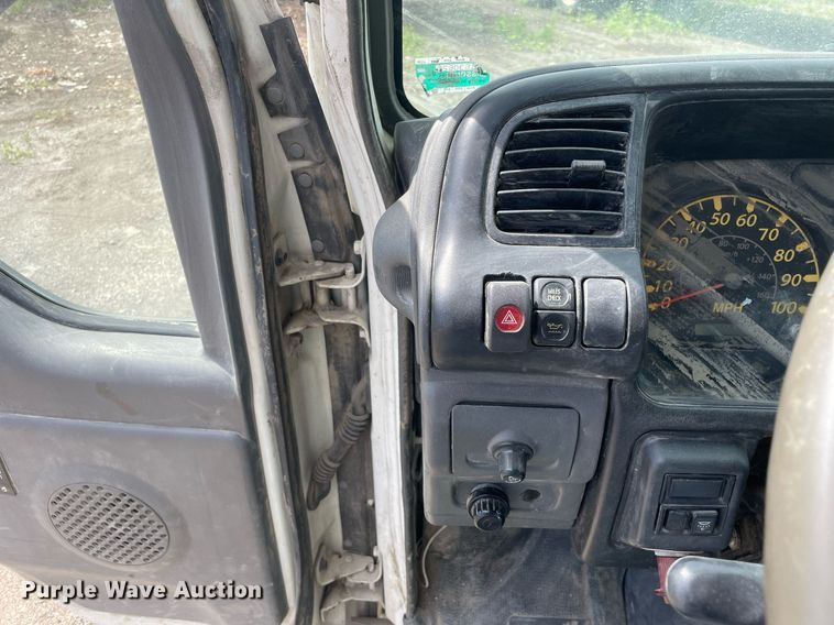 image for item DL3766 2005 GMC W4500  box truck