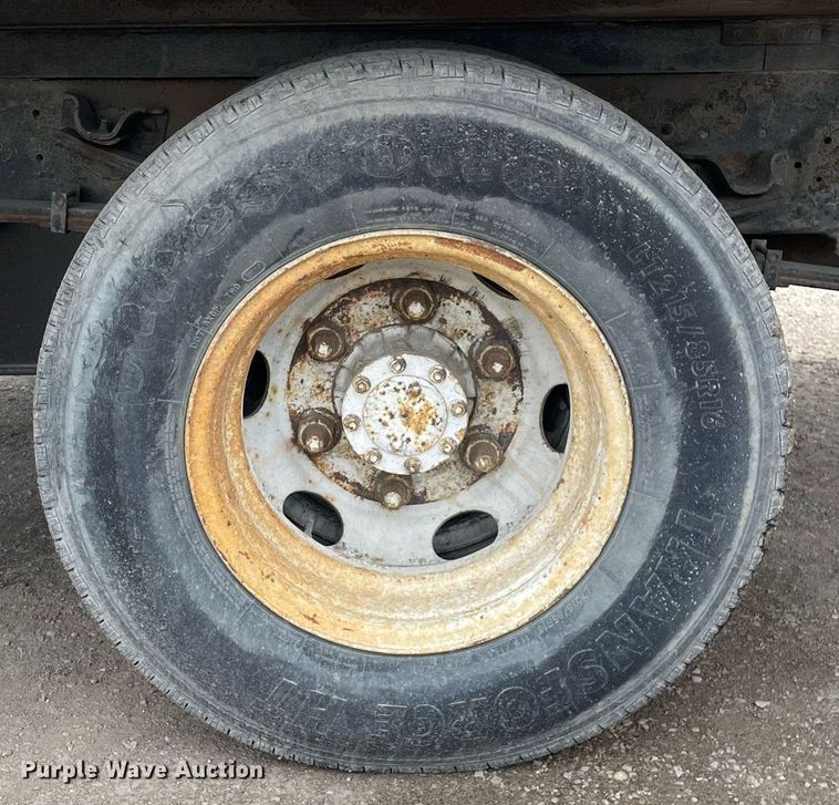 image for item DL3766 2005 GMC W4500  box truck