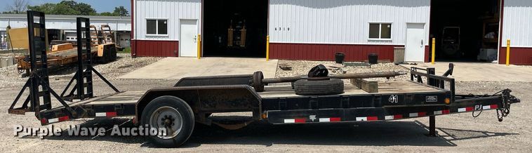 image for item DL3825 2017 PJ Trailers C8202  equipment trailer