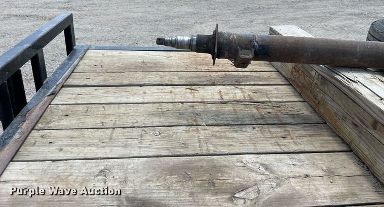 image for item DL3825 2017 PJ Trailers C8202  equipment trailer