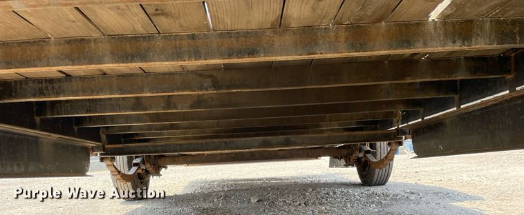 image for item DL3825 2017 PJ Trailers C8202  equipment trailer