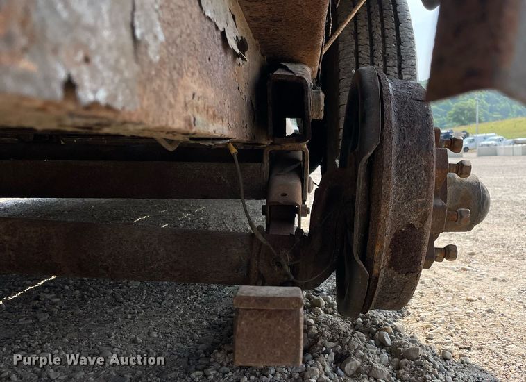 image for item DL3832 2014 H&H  tilt deck equipment trailer