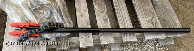 image for item DL3842 Ridgid 141  manual pipe threader