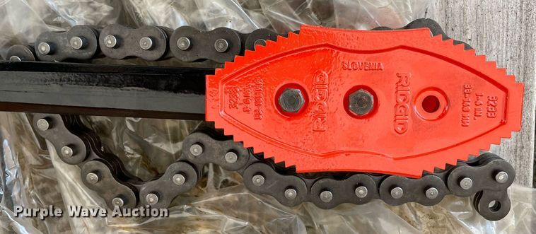 image for item DL3842 Ridgid 141  manual pipe threader