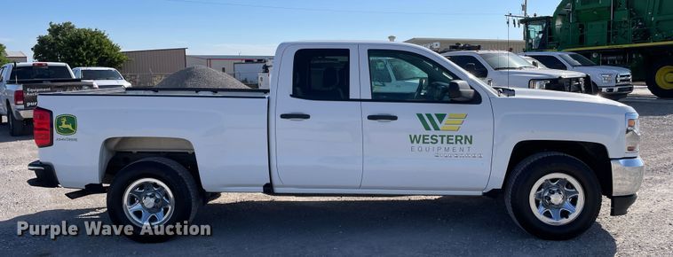 image for item DN4698 2016 Chevrolet Silverado 1500  Double Cab pickup truck