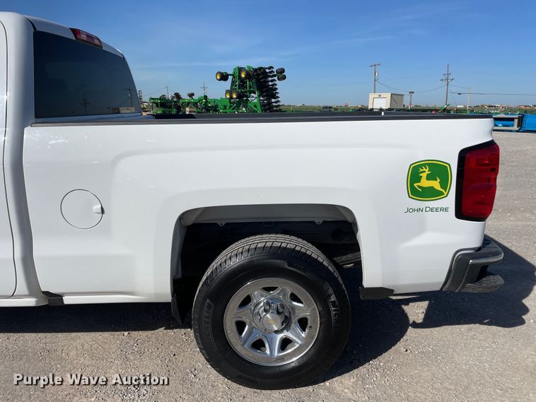 image for item DN4698 2016 Chevrolet Silverado 1500  Double Cab pickup truck