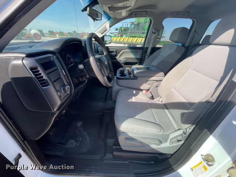 image for item DN4698 2016 Chevrolet Silverado 1500  Double Cab pickup truck