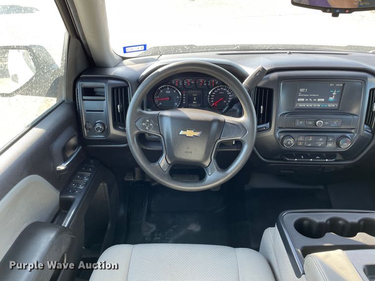 image for item DN4698 2016 Chevrolet Silverado 1500  Double Cab pickup truck