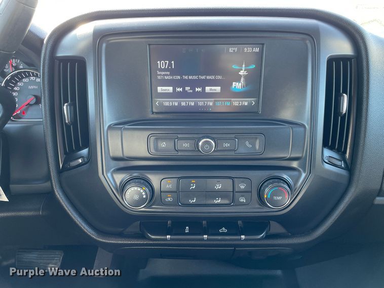 image for item DN4698 2016 Chevrolet Silverado 1500  Double Cab pickup truck