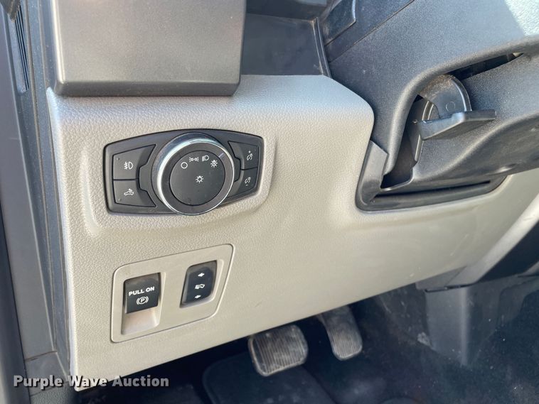 image for item DN4699 2018  Ford F150 XLT  SuperCrew pickup truck