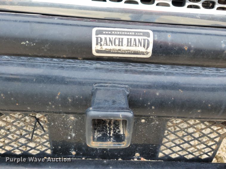 image for item DN6340 2013 GMC Sierra 3500HD  Crew Cab flatbed pickup truck with fuel delivery system