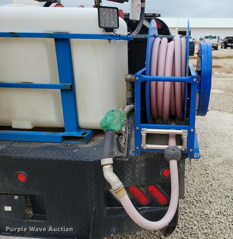 image for item DN6340 2013 GMC Sierra 3500HD  Crew Cab flatbed pickup truck with fuel delivery system