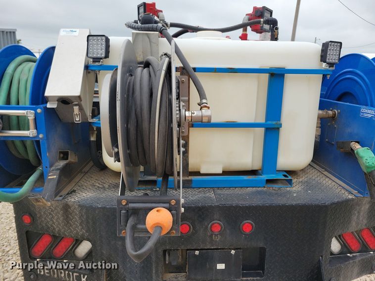 image for item DN6340 2013 GMC Sierra 3500HD  Crew Cab flatbed pickup truck with fuel delivery system