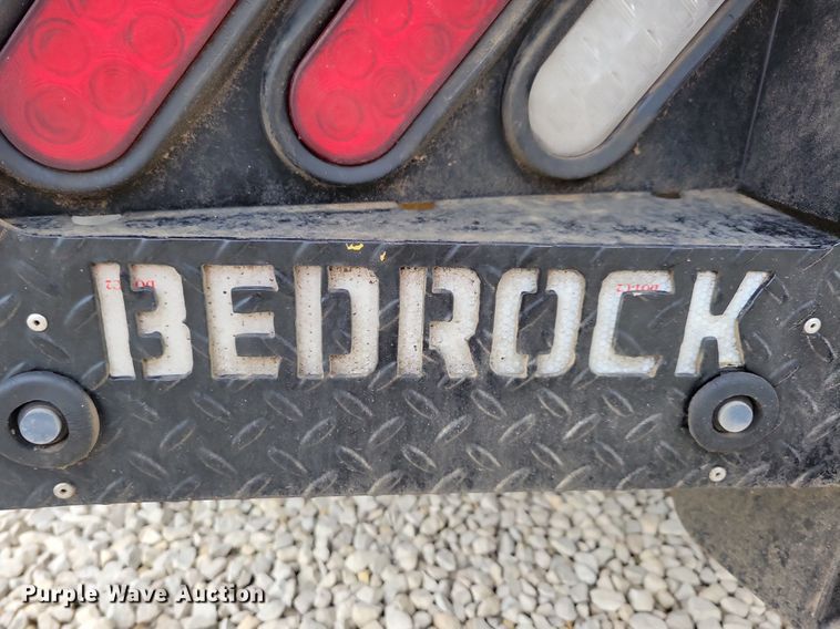 image for item DN6340 2013 GMC Sierra 3500HD  Crew Cab flatbed pickup truck with fuel delivery system