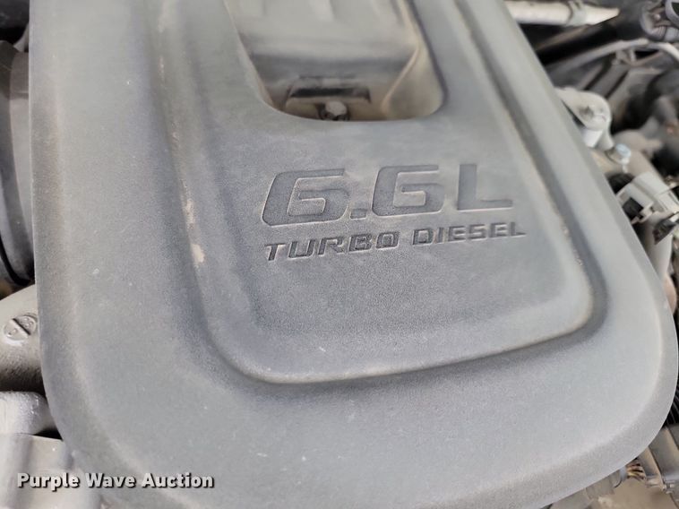 image for item DN6340 2013 GMC Sierra 3500HD  Crew Cab flatbed pickup truck with fuel delivery system