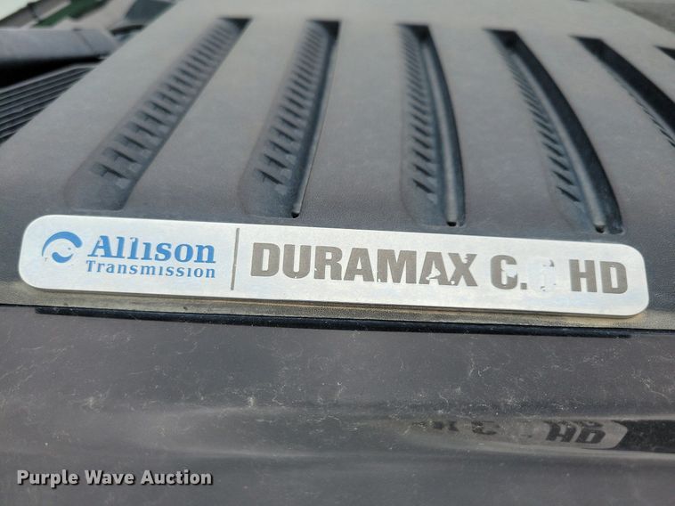 image for item DN6340 2013 GMC Sierra 3500HD  Crew Cab flatbed pickup truck with fuel delivery system