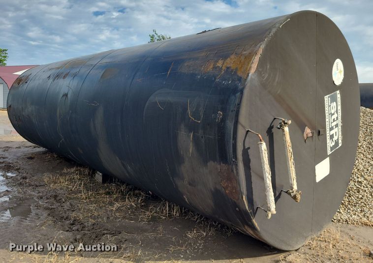 image for item DN8532 Fuel tank