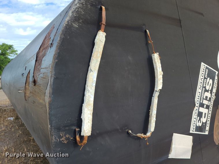 image for item DN8533 Fuel tank