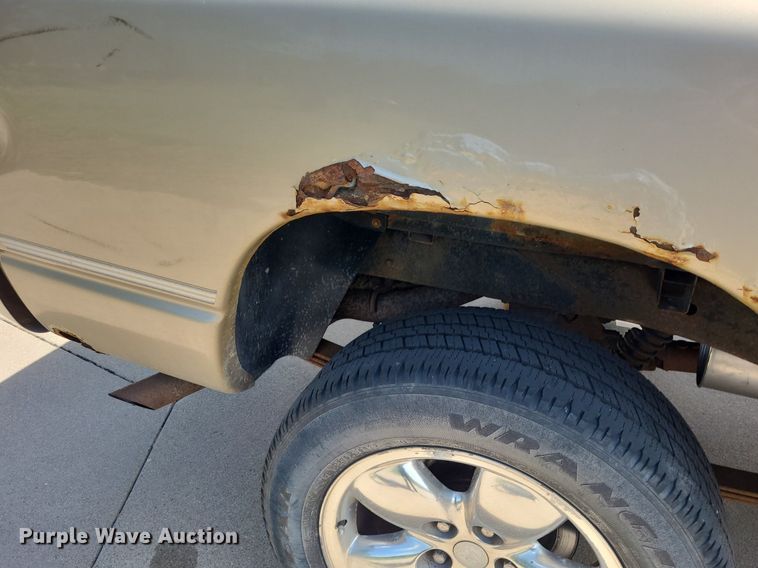 image for item DN8542 2003 Dodge Ram 1500 SLT  Quad Cab pickup truck