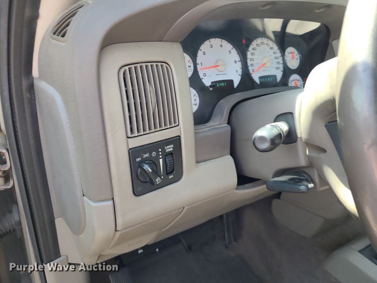 image for item DN8542 2003 Dodge Ram 1500 SLT  Quad Cab pickup truck