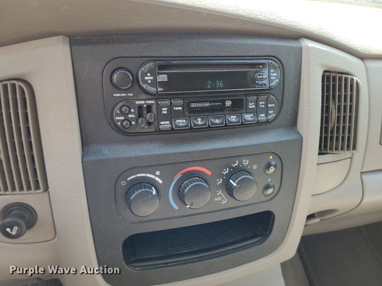 image for item DN8542 2003 Dodge Ram 1500 SLT  Quad Cab pickup truck