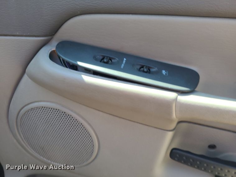 image for item DN8542 2003 Dodge Ram 1500 SLT  Quad Cab pickup truck