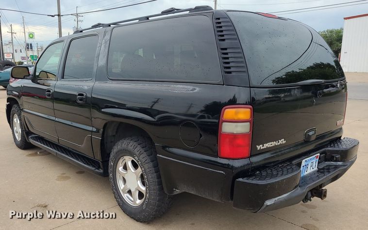 image for item DN8563 2003 GMC Yukon XL Denali  SUV