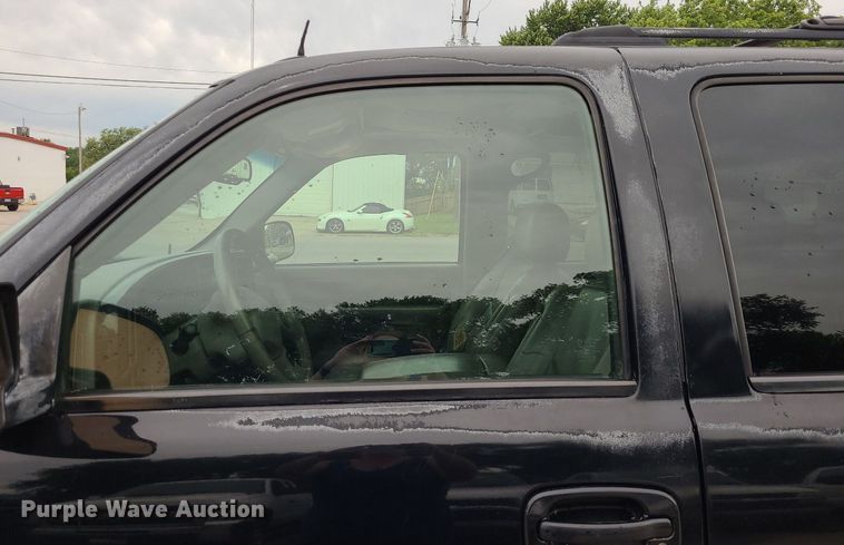 image for item DN8563 2003 GMC Yukon XL Denali  SUV