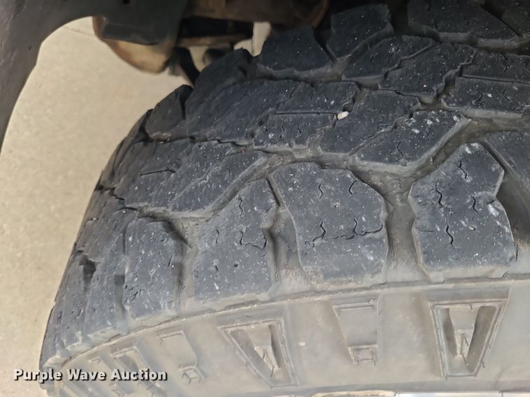 image for item DN8563 2003 GMC Yukon XL Denali  SUV