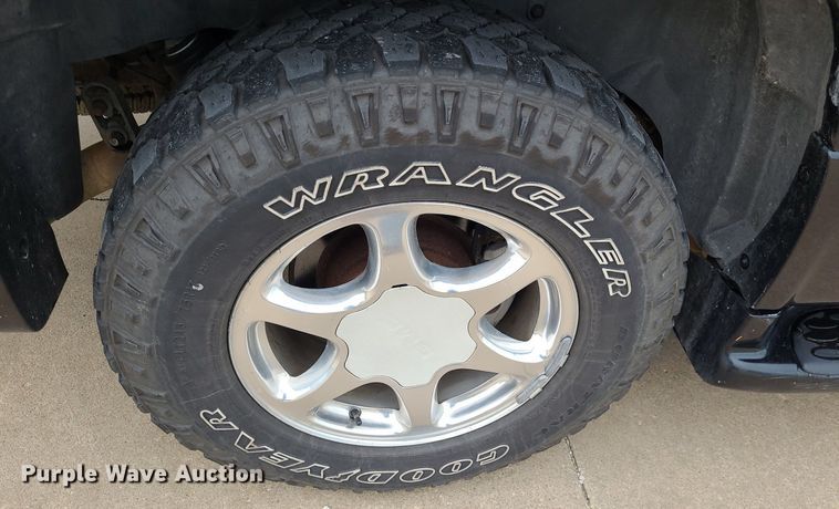 image for item DN8563 2003 GMC Yukon XL Denali  SUV