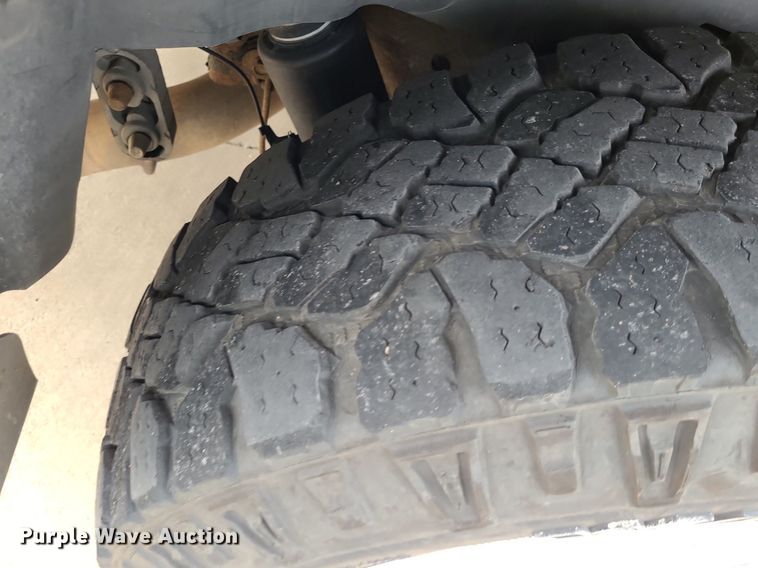 image for item DN8563 2003 GMC Yukon XL Denali  SUV