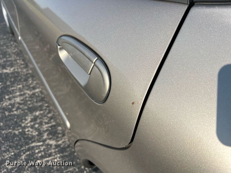 image for item DO2195 2002  Ford Taurus