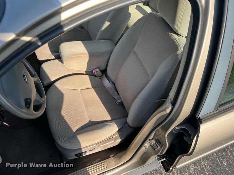 image for item DO2195 2002  Ford Taurus