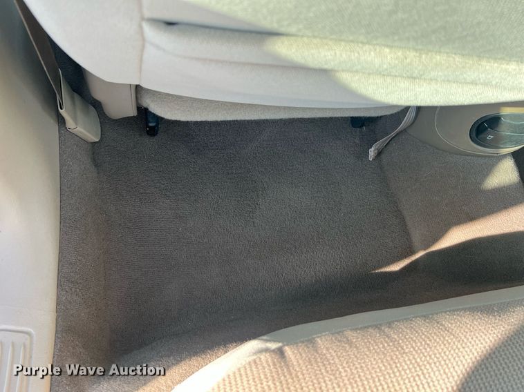 image for item DO2195 2002  Ford Taurus