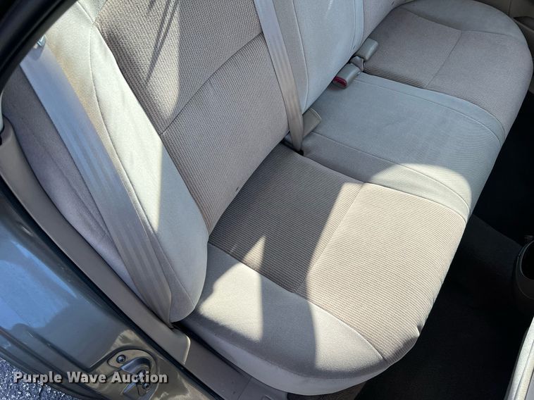 image for item DO2195 2002  Ford Taurus