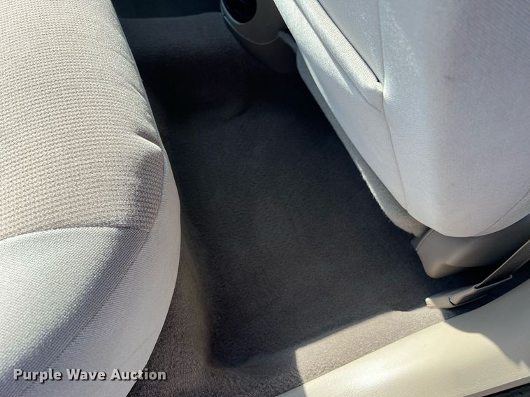 image for item DO2195 2002  Ford Taurus