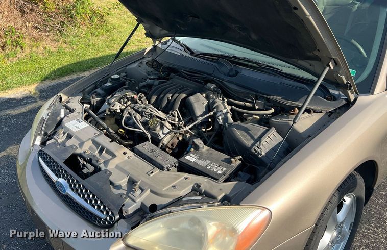 image for item DO2195 2002  Ford Taurus