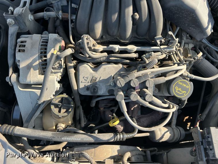 image for item DO2195 2002  Ford Taurus