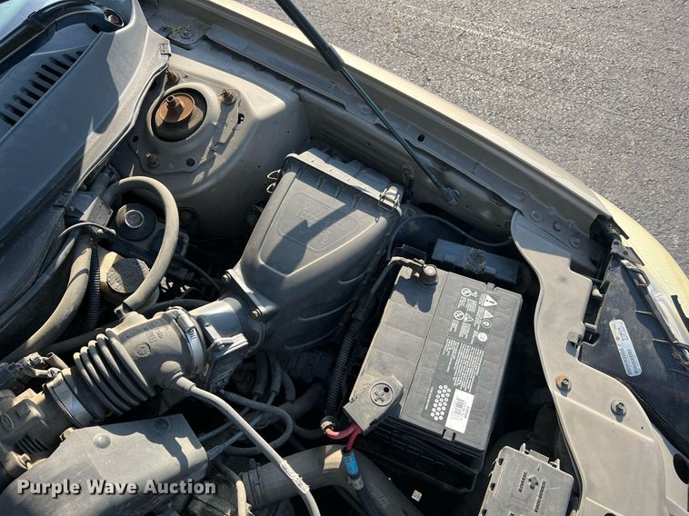 image for item DO2195 2002  Ford Taurus