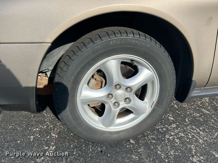 image for item DO2195 2002  Ford Taurus