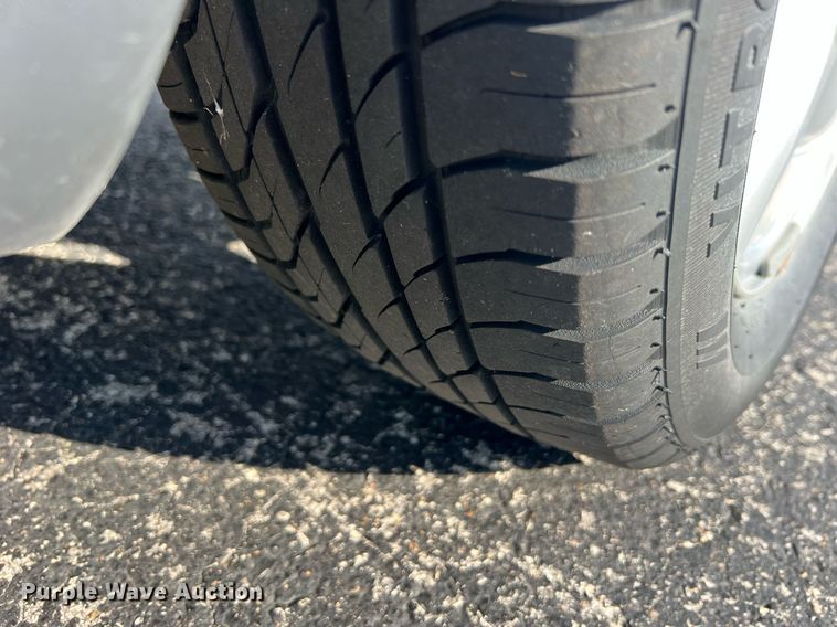 image for item DO2195 2002  Ford Taurus