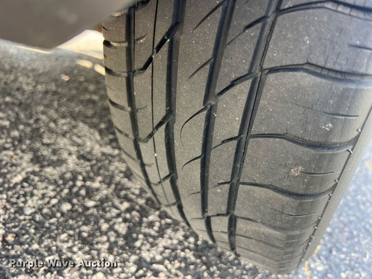 image for item DO2195 2002  Ford Taurus