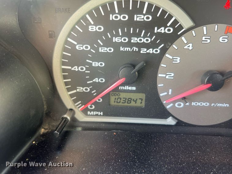 image for item DO2197 2005 Mitsubishi Eclipse  convertible